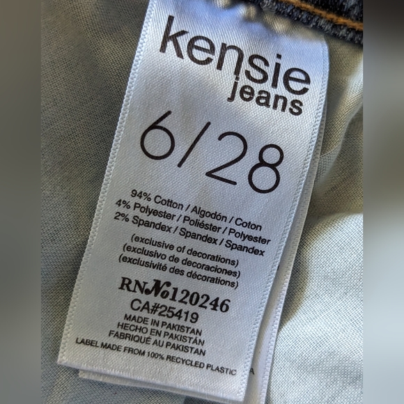 Kensi Vintage Luxe High Rise Skinny Raw Edge Hem Lt Wash Jeans - Picture 9 of 16